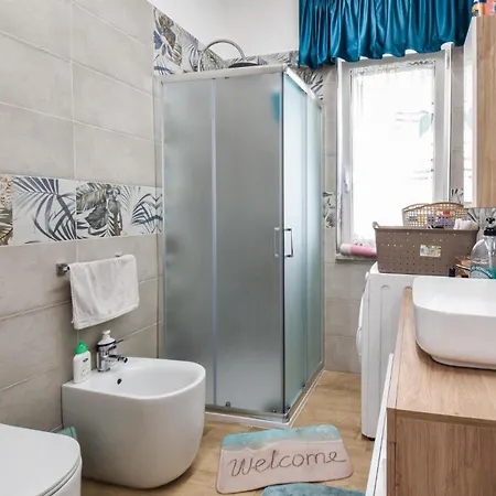2 Bedroom Nice In Apartment *