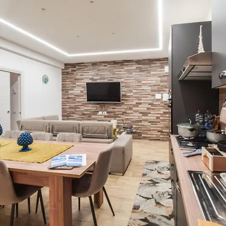 2 Bedroom Nice In * Mondragone